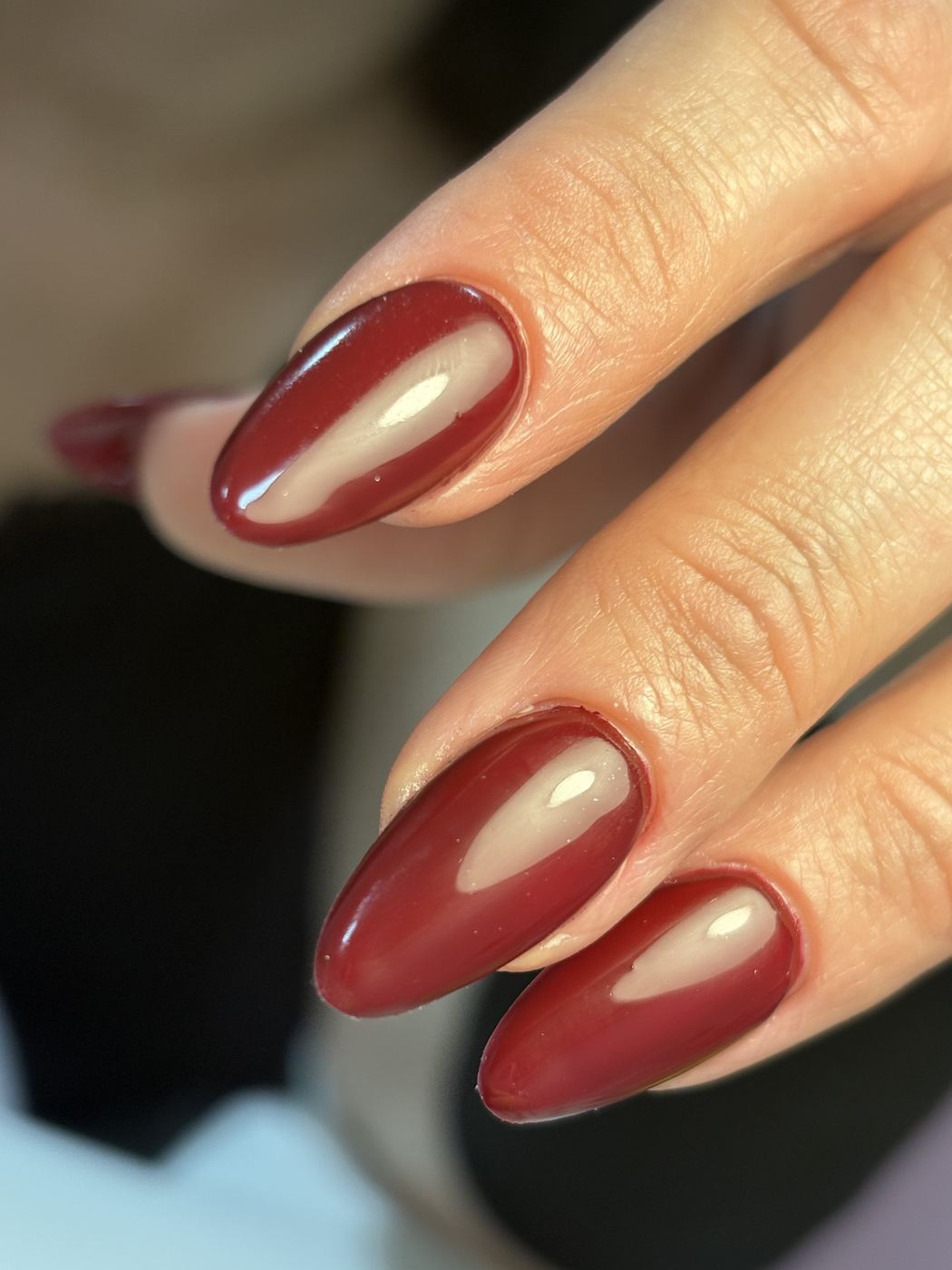 Bordeaux glossy translucide